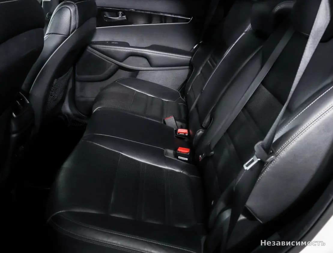 KIA Sorento 2016 с пробегом — фото 8