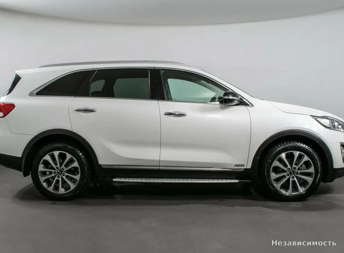 KIA Sorento 2017 с пробегом — фото 4