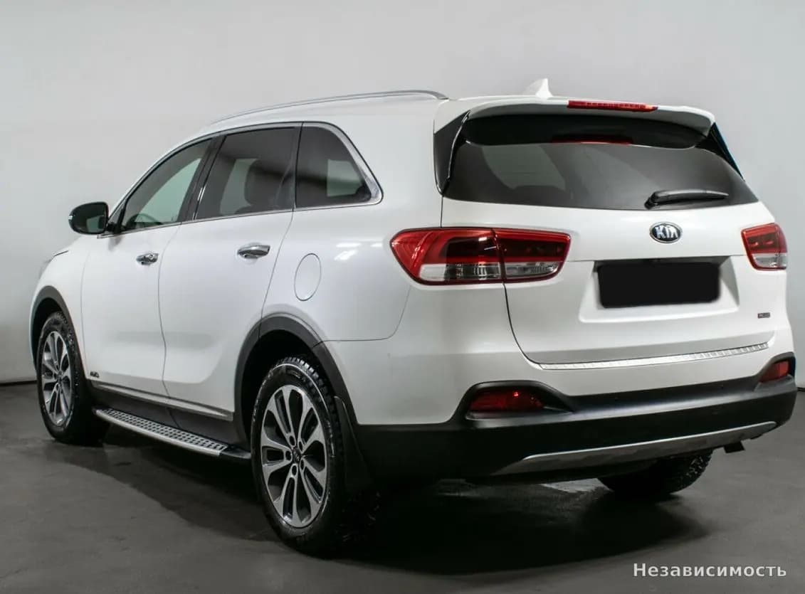 KIA Sorento 2017 с пробегом — фото 7