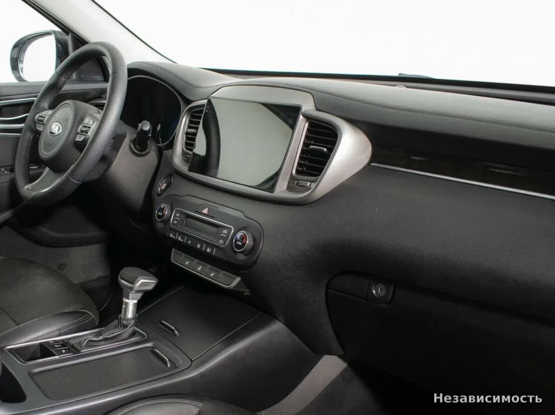 KIA Sorento 2017 с пробегом — фото 9