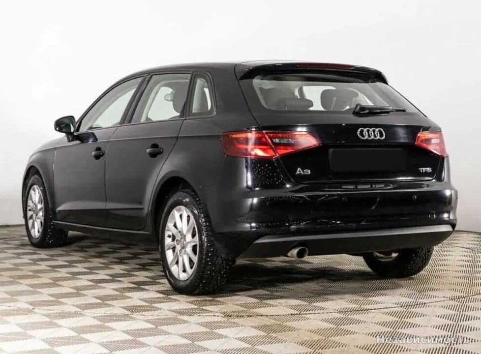 Audi A3 2014 с пробегом — фото 7