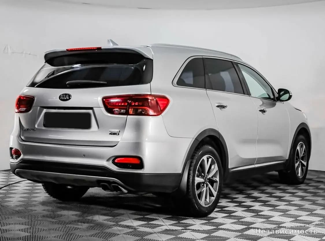 KIA Sorento 2018 с пробегом — фото 5