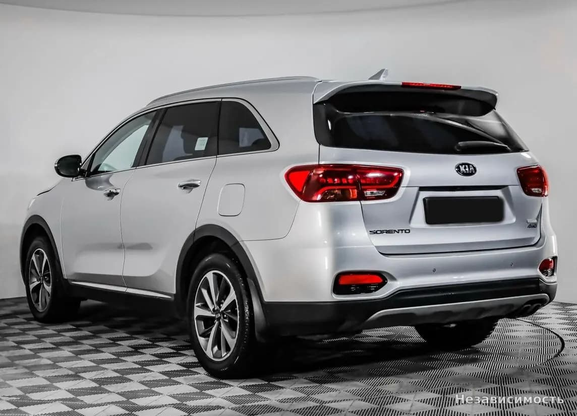 KIA Sorento 2018 с пробегом — фото 7