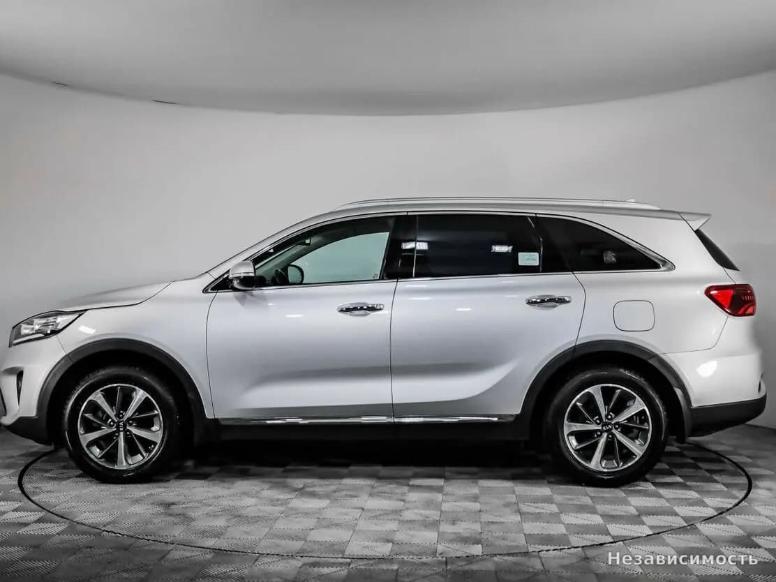 KIA Sorento 2018 с пробегом — фото 8