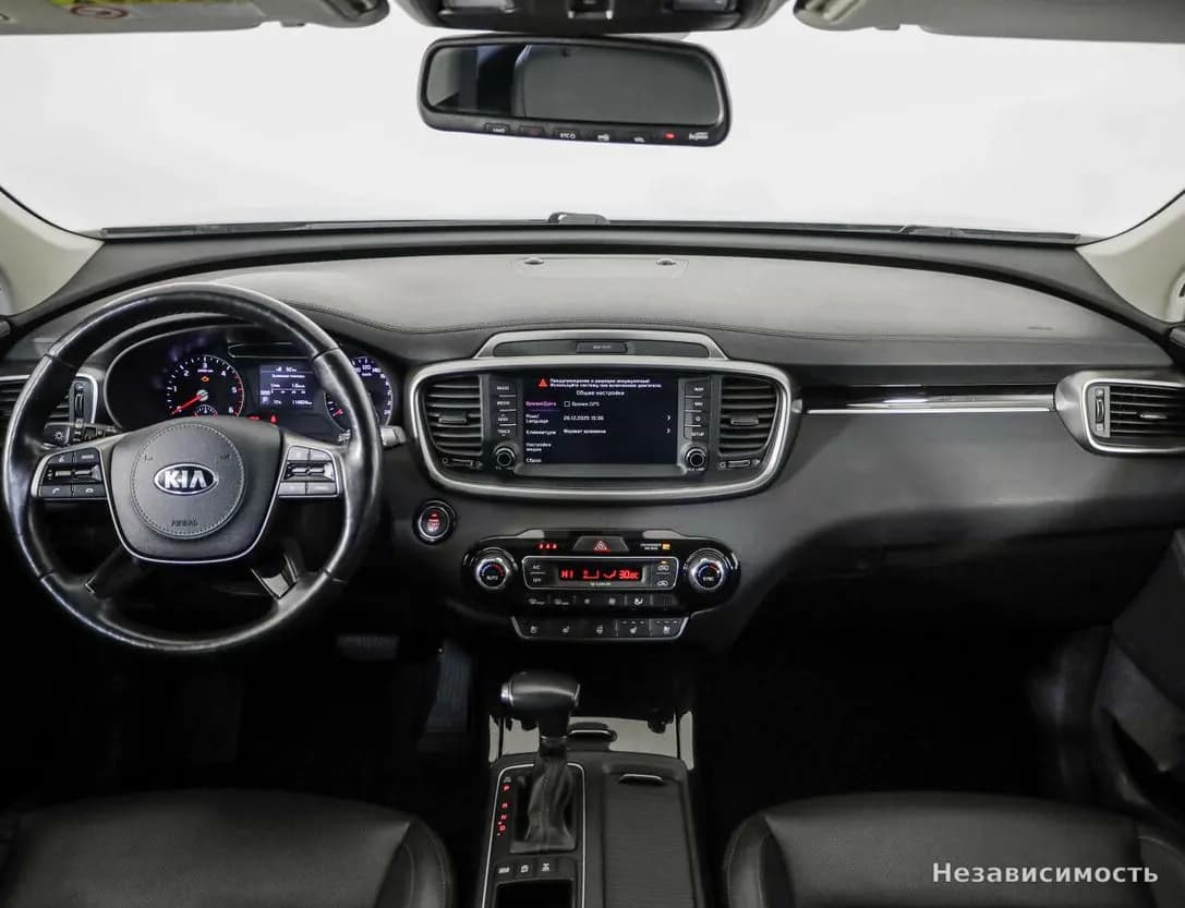 KIA Sorento 2018 с пробегом — фото 10