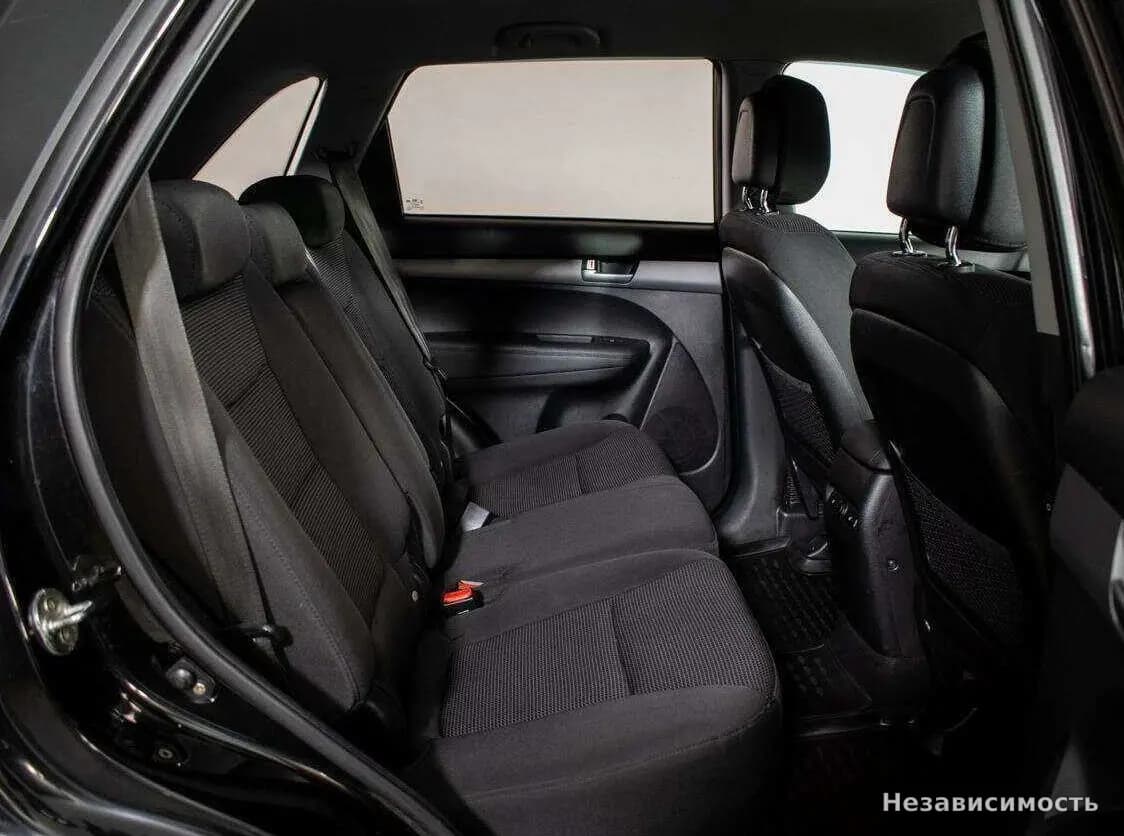 KIA Sorento 2015 с пробегом — фото 9