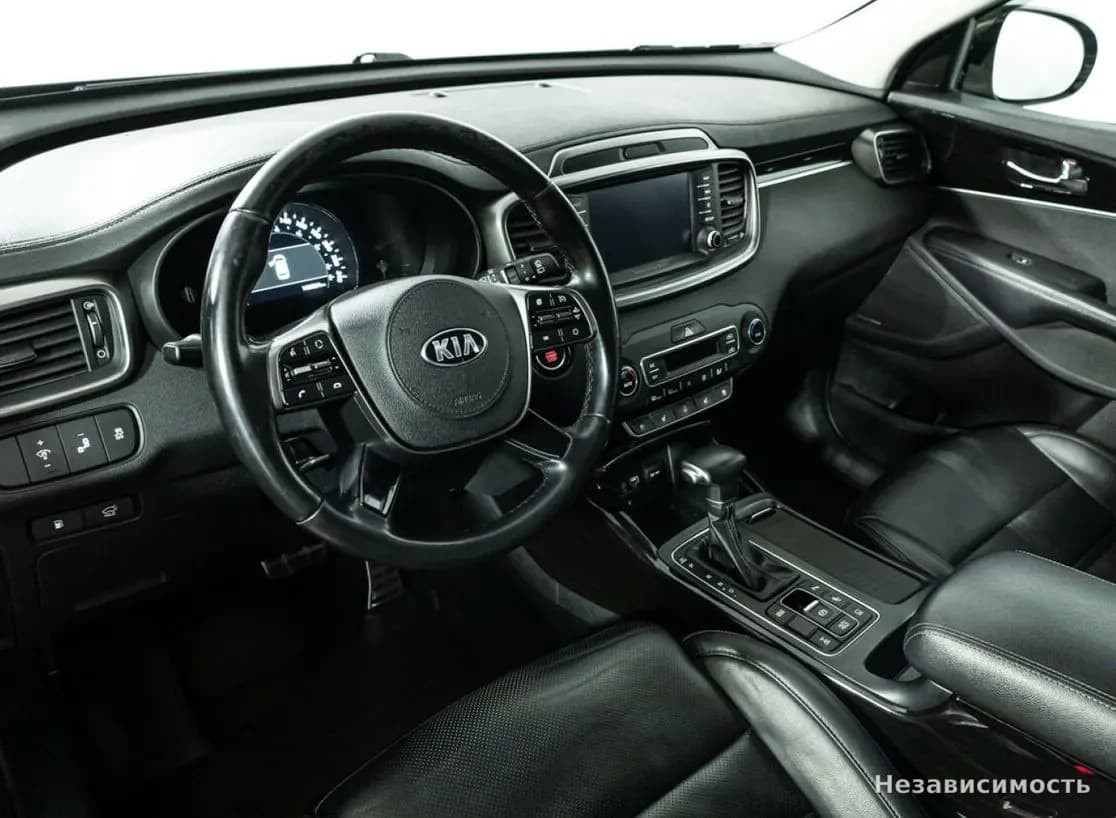 KIA Sorento 2020 с пробегом — фото 9