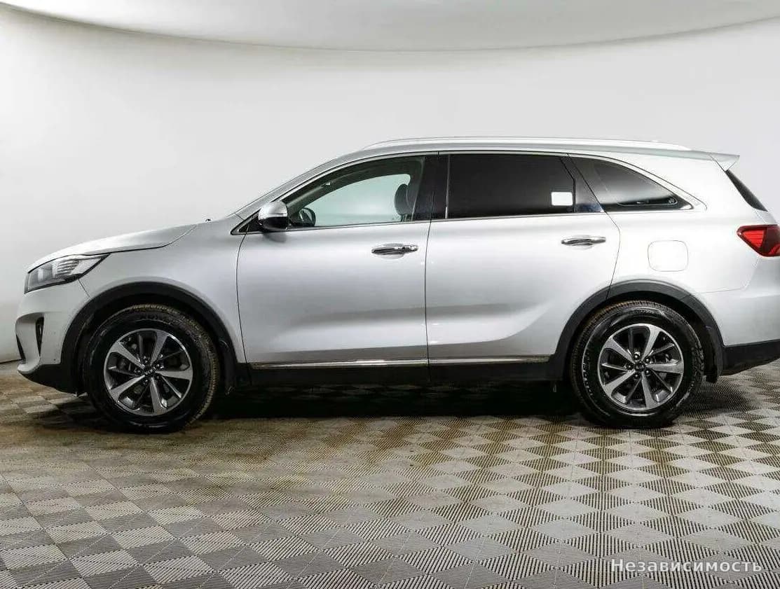 KIA Sorento 2019 с пробегом — фото 8