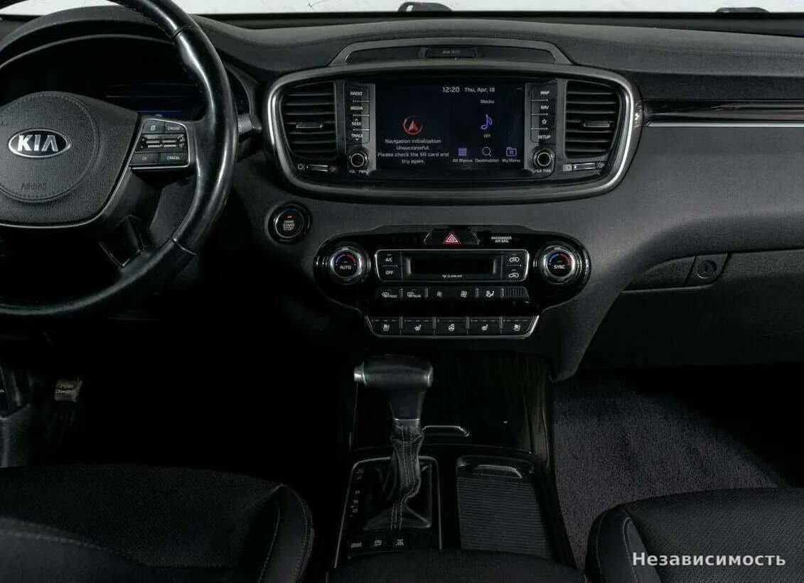 KIA Sorento 2019 с пробегом — фото 10