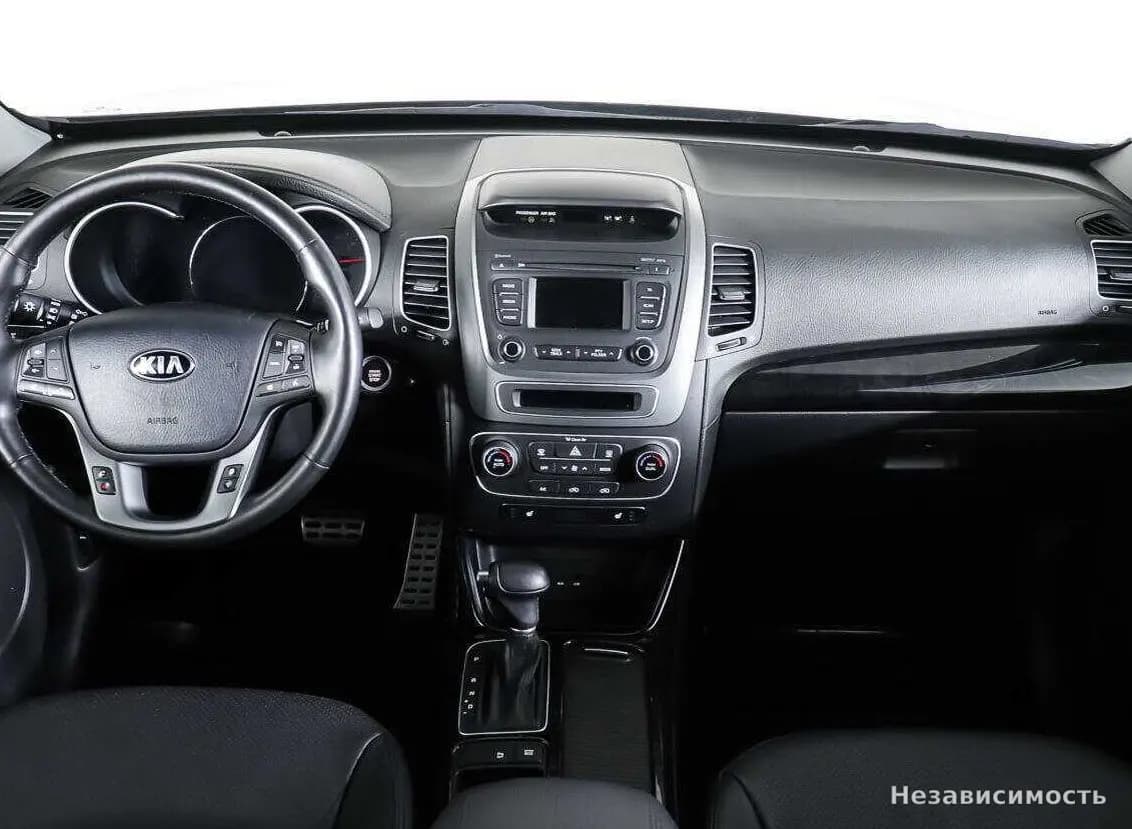 KIA Sorento 2013 с пробегом — фото 10