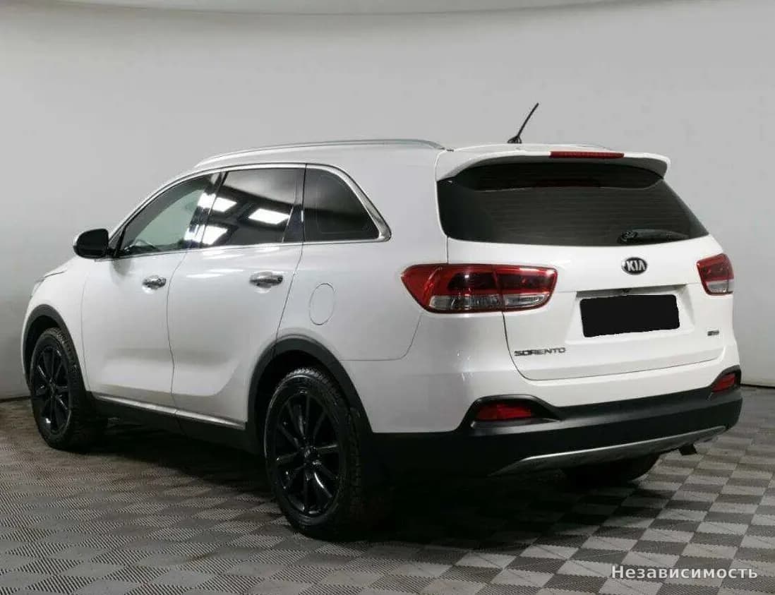 KIA Sorento 2016 с пробегом — фото 7