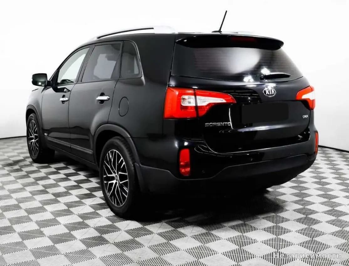 KIA Sorento 2014 с пробегом — фото 7