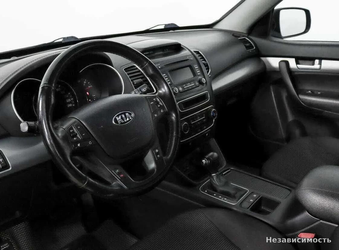 KIA Sorento 2014 с пробегом — фото 9