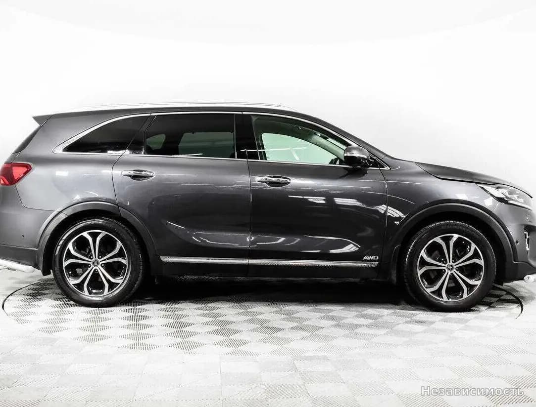 KIA Sorento 2019 с пробегом — фото 4
