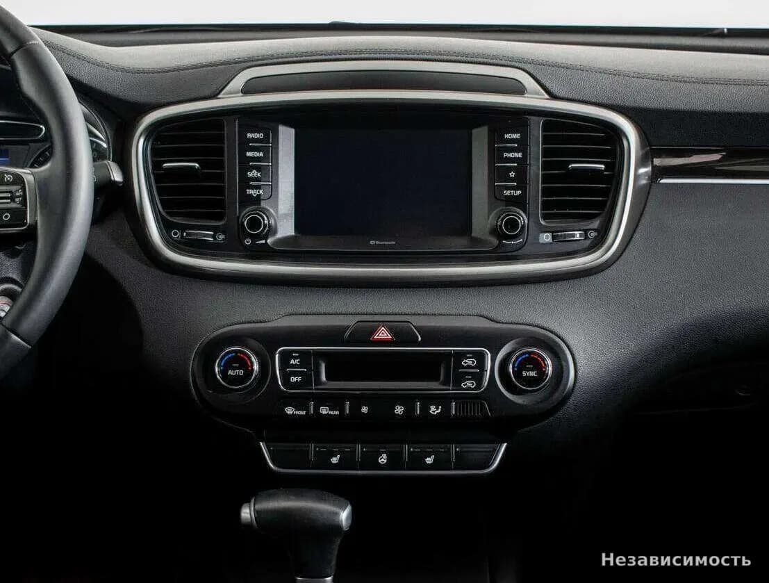 KIA Sorento 2020 с пробегом — фото 9
