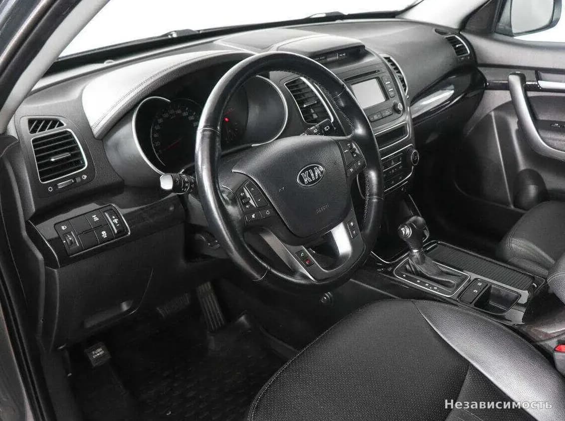 KIA Sorento 2017 с пробегом — фото 9