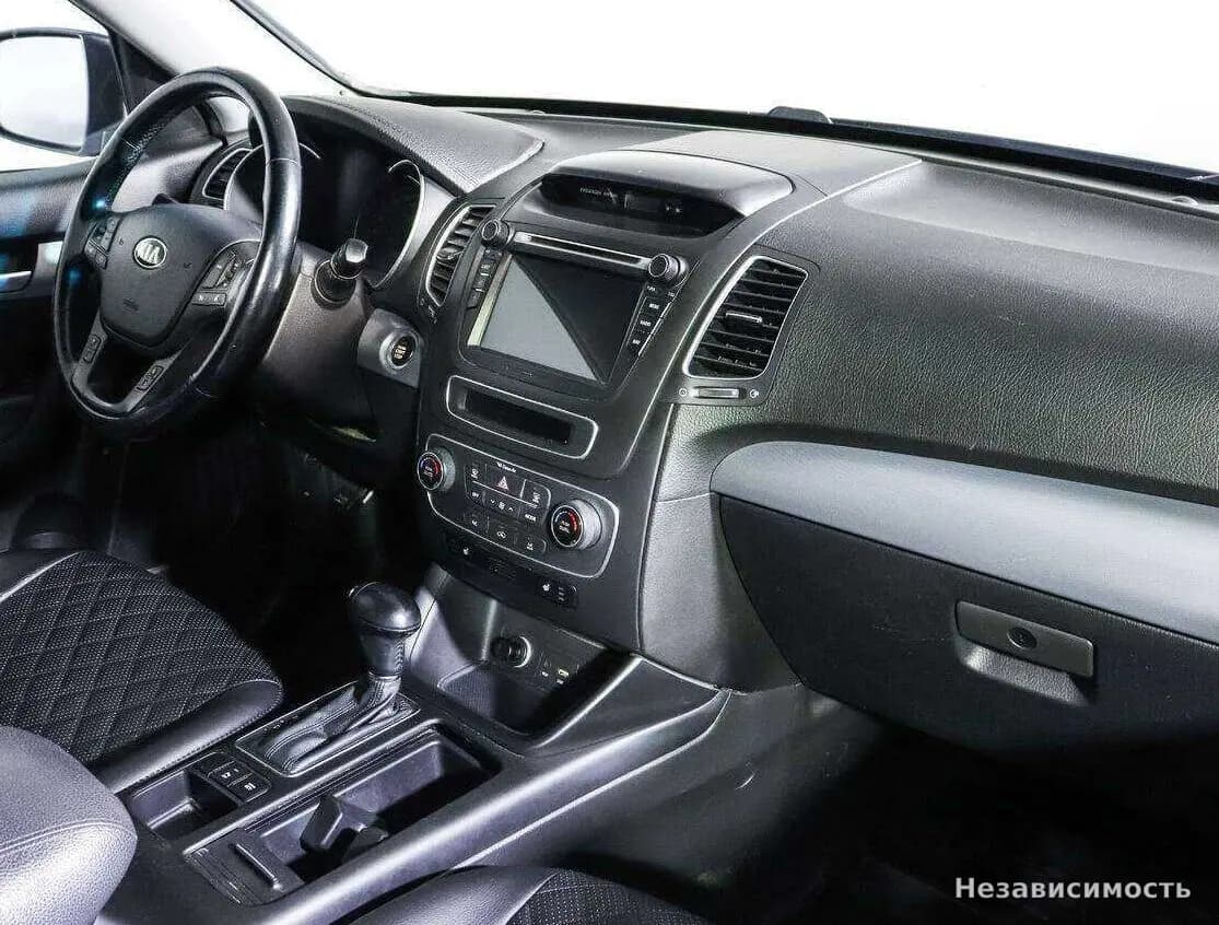 KIA Sorento 2015 с пробегом — фото 6