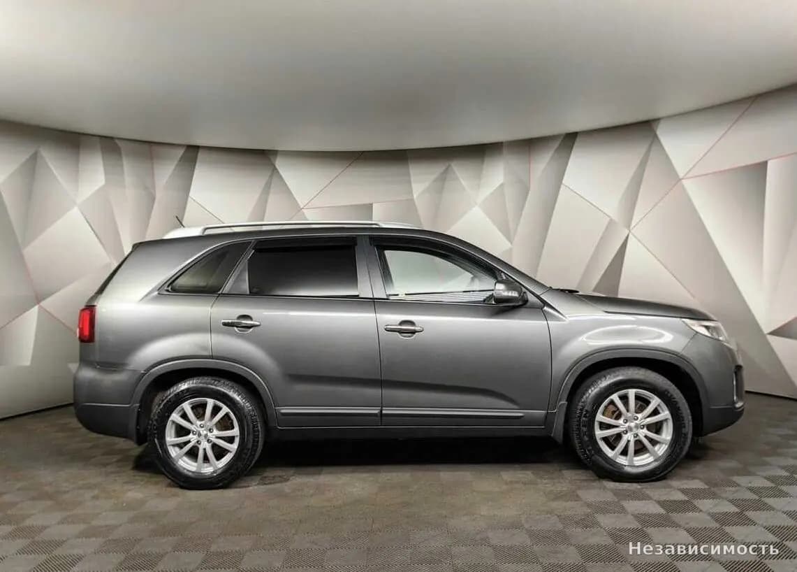 KIA Sorento 2013 с пробегом — фото 6