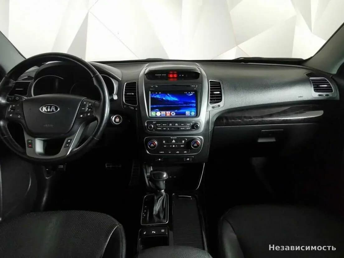 KIA Sorento 2014 с пробегом — фото 10
