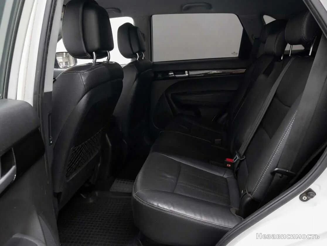 KIA Sorento 2012 с пробегом — фото 9