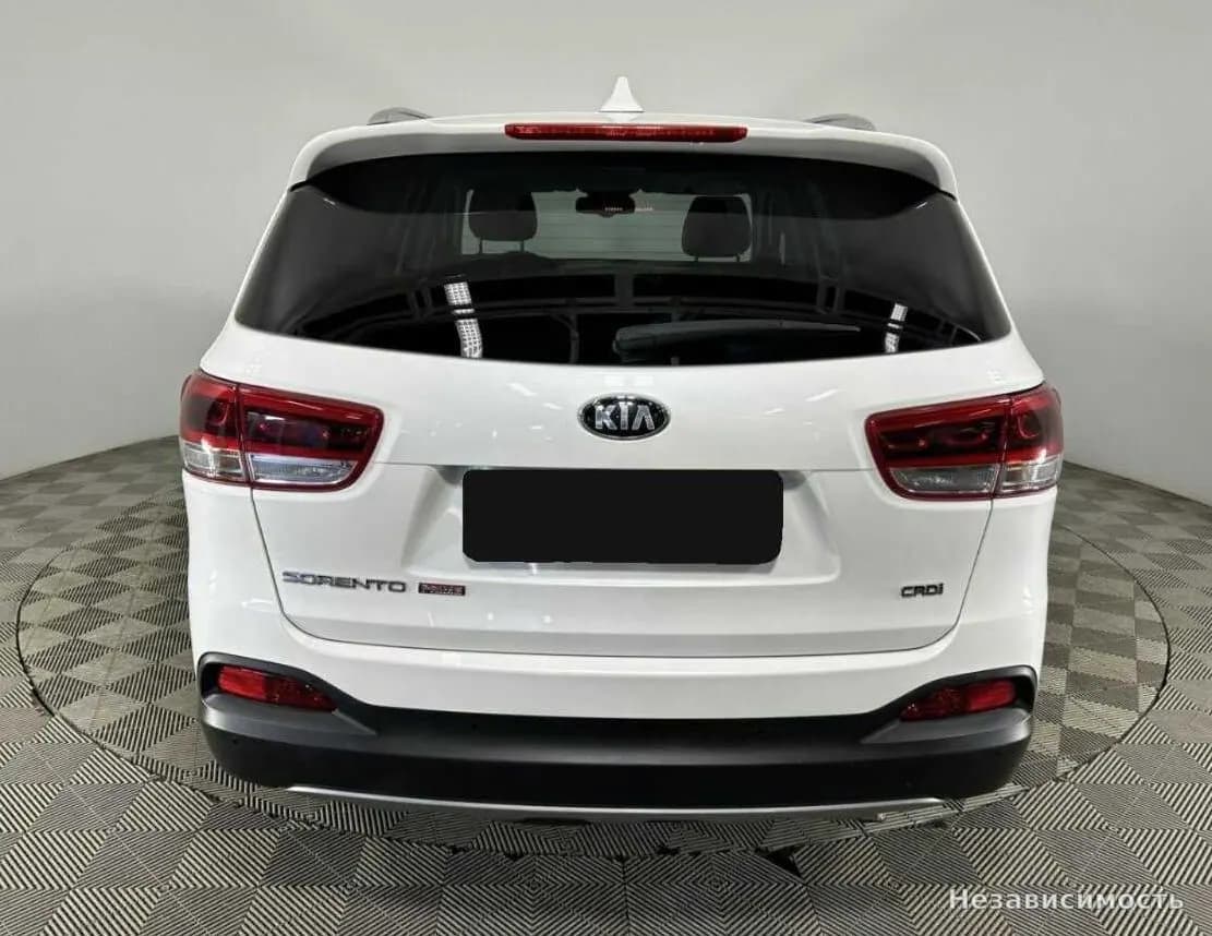 KIA Sorento 2017 с пробегом — фото 3