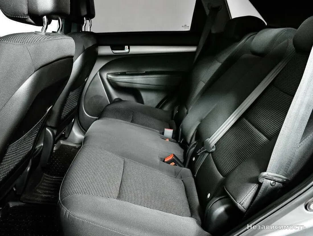 KIA Sorento 2014 с пробегом — фото 10