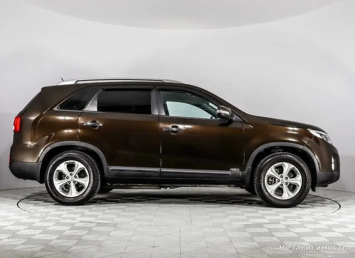 KIA Sorento 2015 с пробегом — фото 4