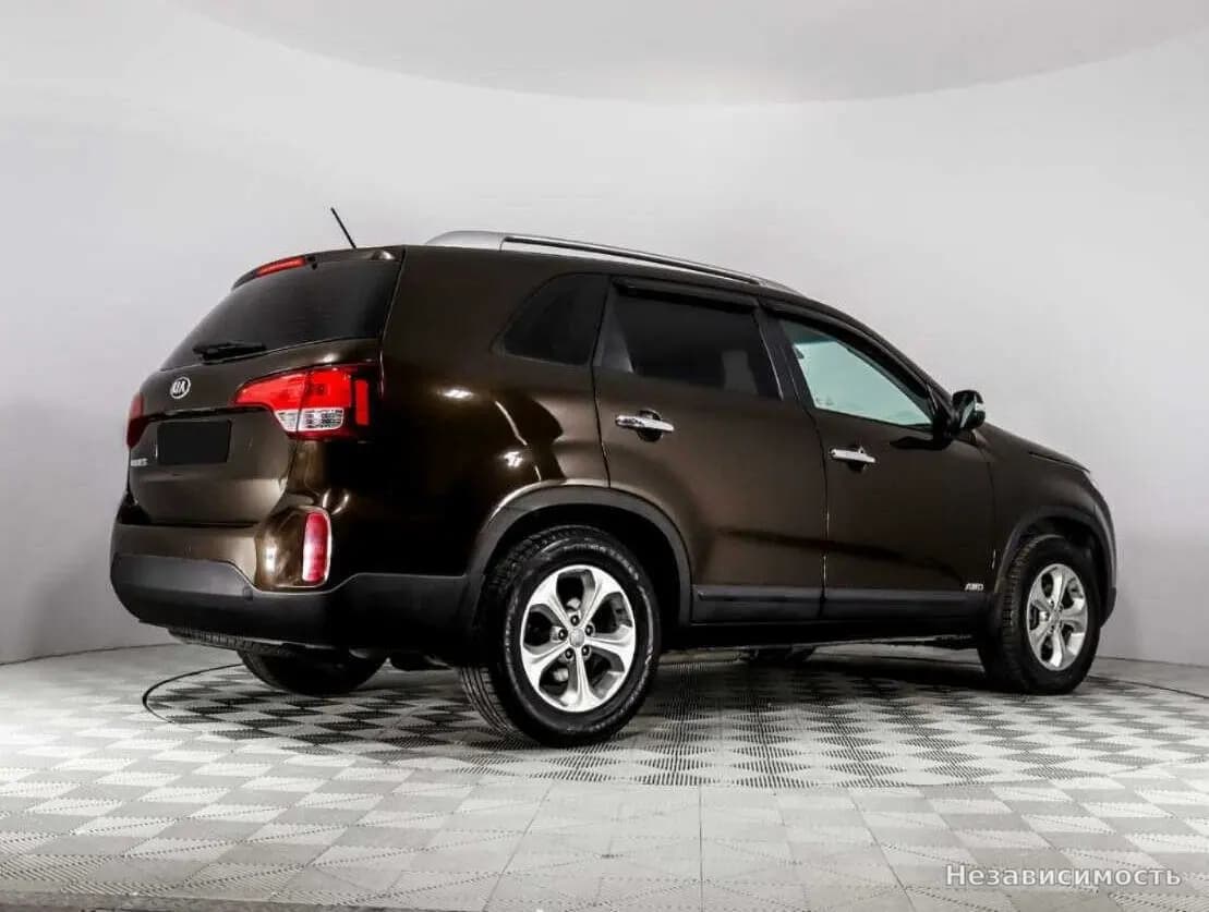 KIA Sorento 2015 с пробегом — фото 5