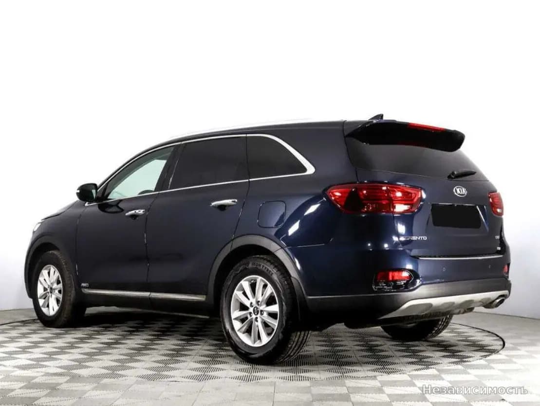 KIA Sorento 2019 с пробегом — фото 6