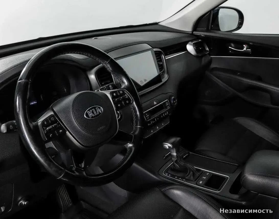 KIA Sorento 2019 с пробегом — фото 9