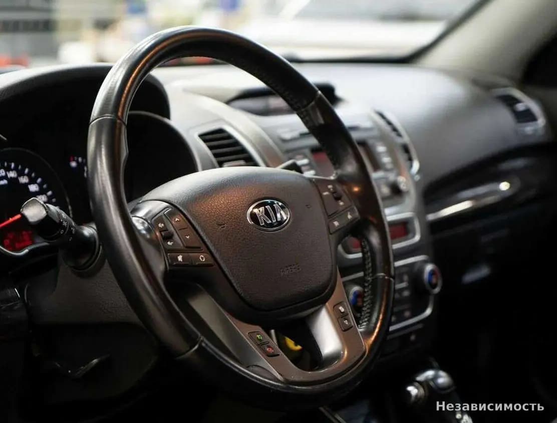 KIA Sorento 2017 с пробегом — фото 5