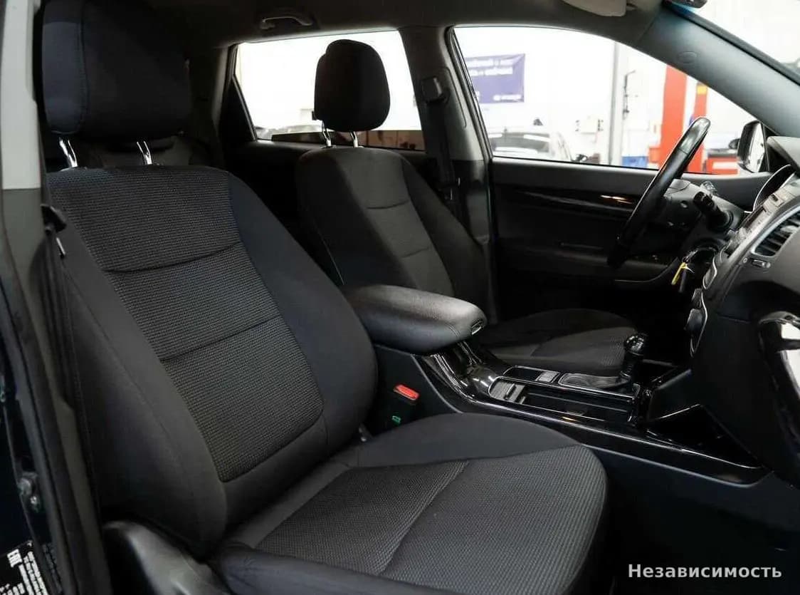 KIA Sorento 2017 с пробегом — фото 10