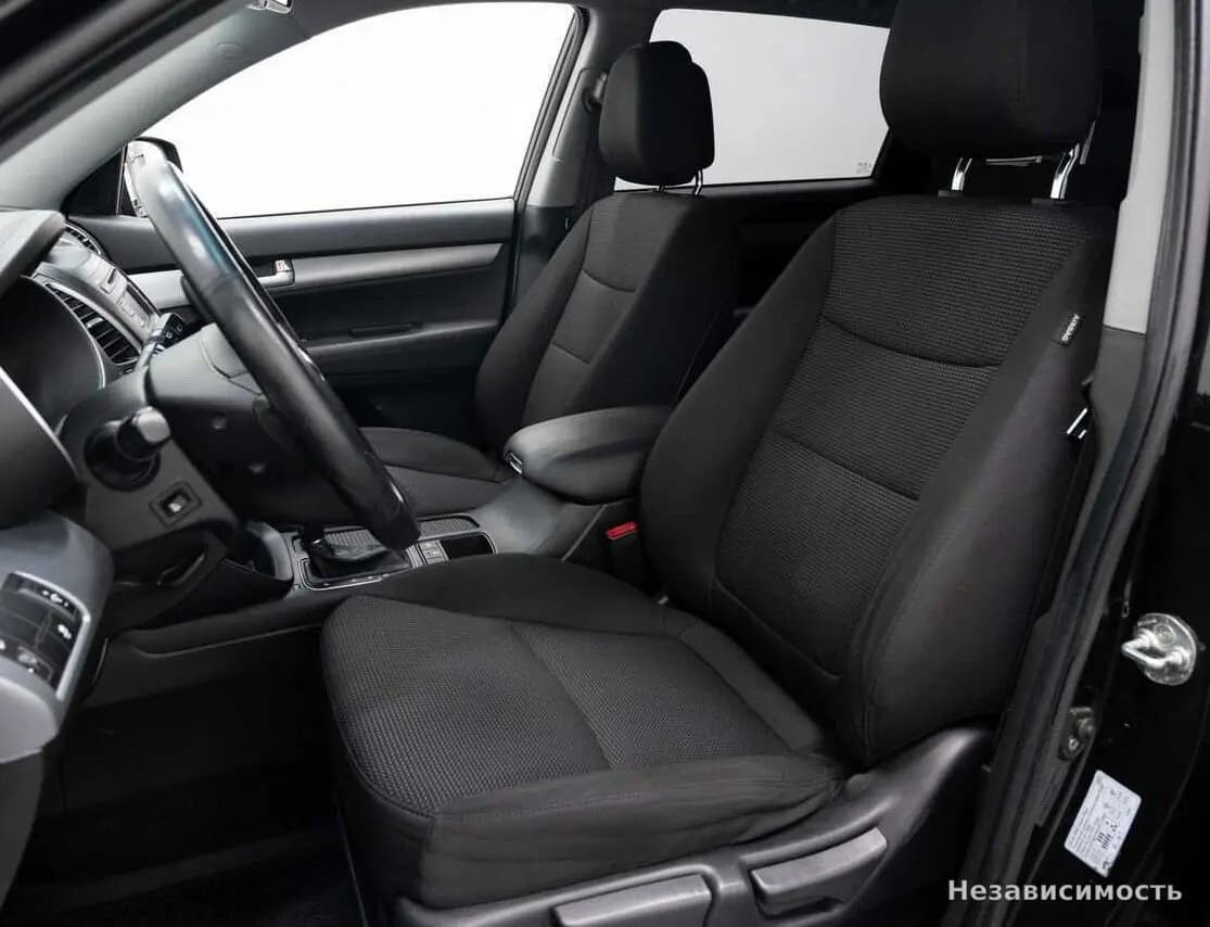 KIA Sorento 2014 с пробегом — фото 10