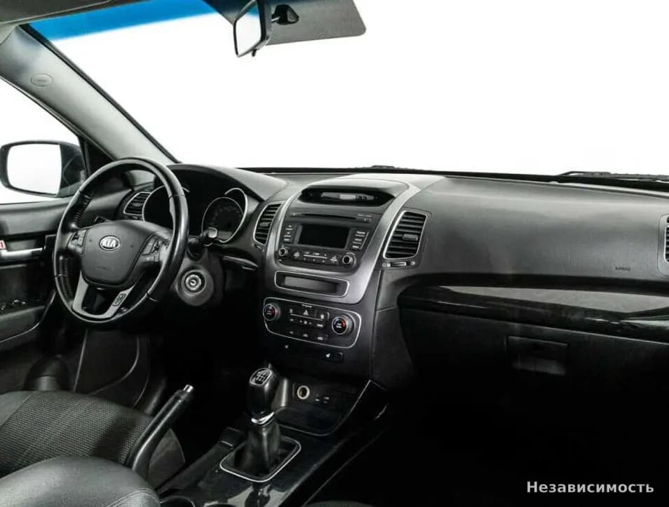 KIA Sorento 2016 с пробегом — фото 7