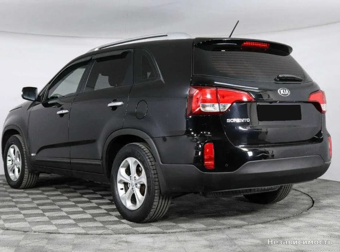 KIA Sorento 2015 с пробегом — фото 7