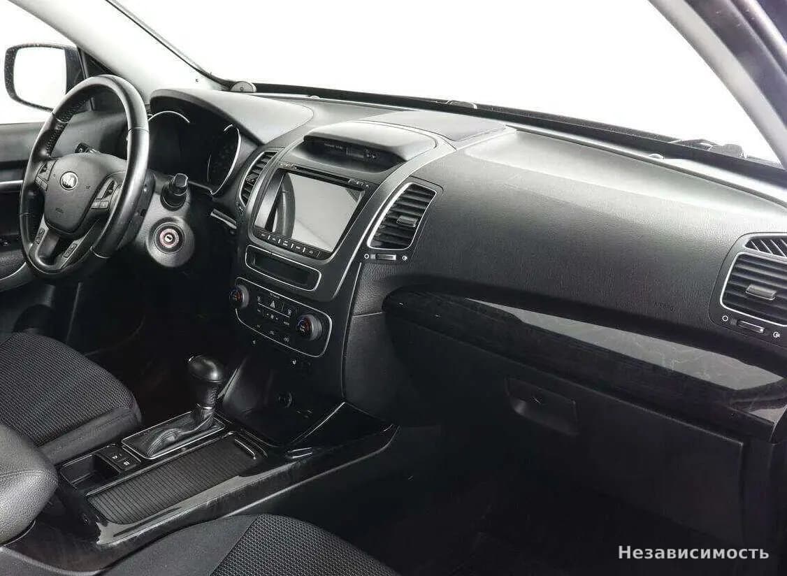 KIA Sorento 2018 с пробегом — фото 10
