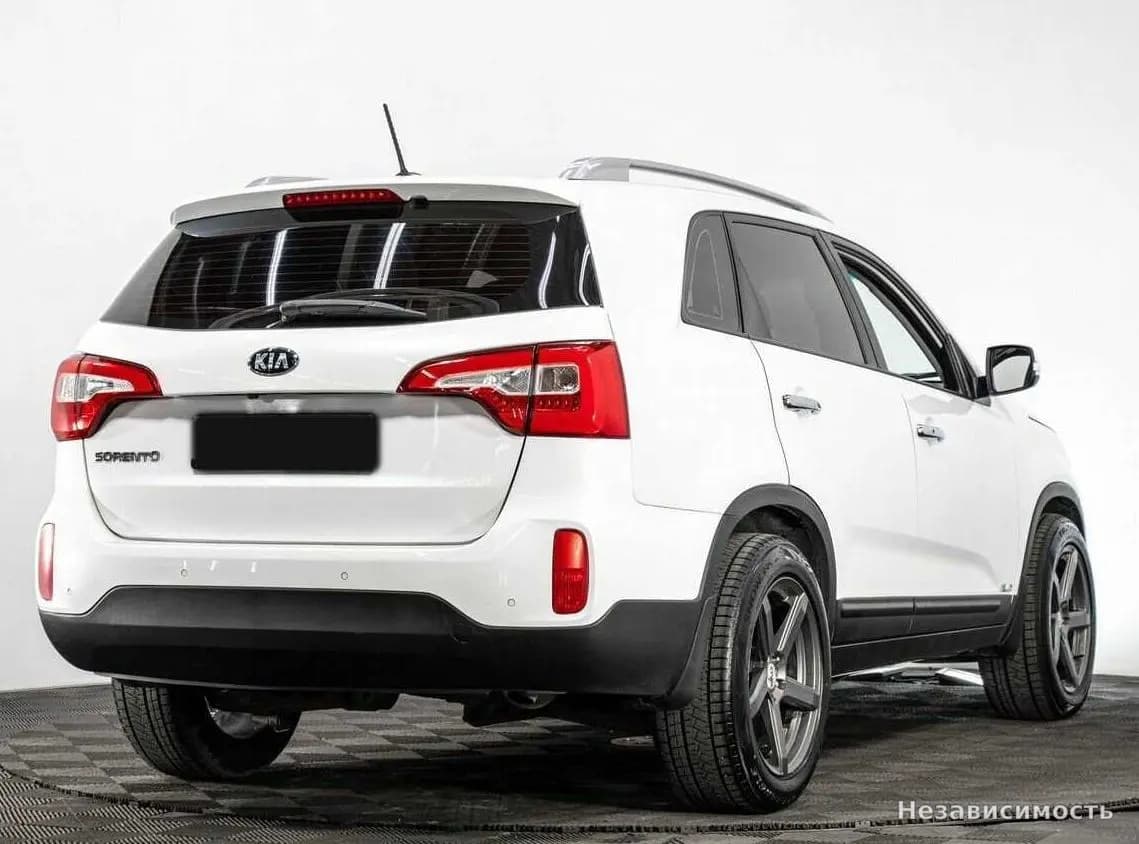 KIA Sorento 2015 с пробегом — фото 4