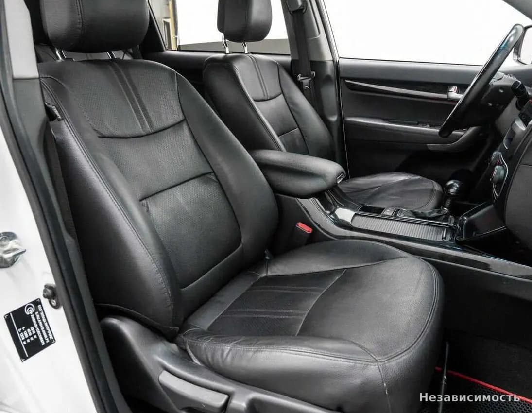 KIA Sorento 2015 с пробегом — фото 8