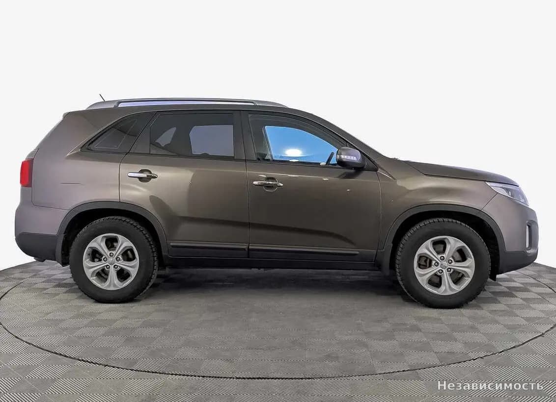 KIA Sorento 2016 с пробегом — фото 4