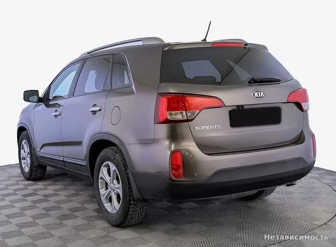 KIA Sorento 2016 с пробегом — фото 7