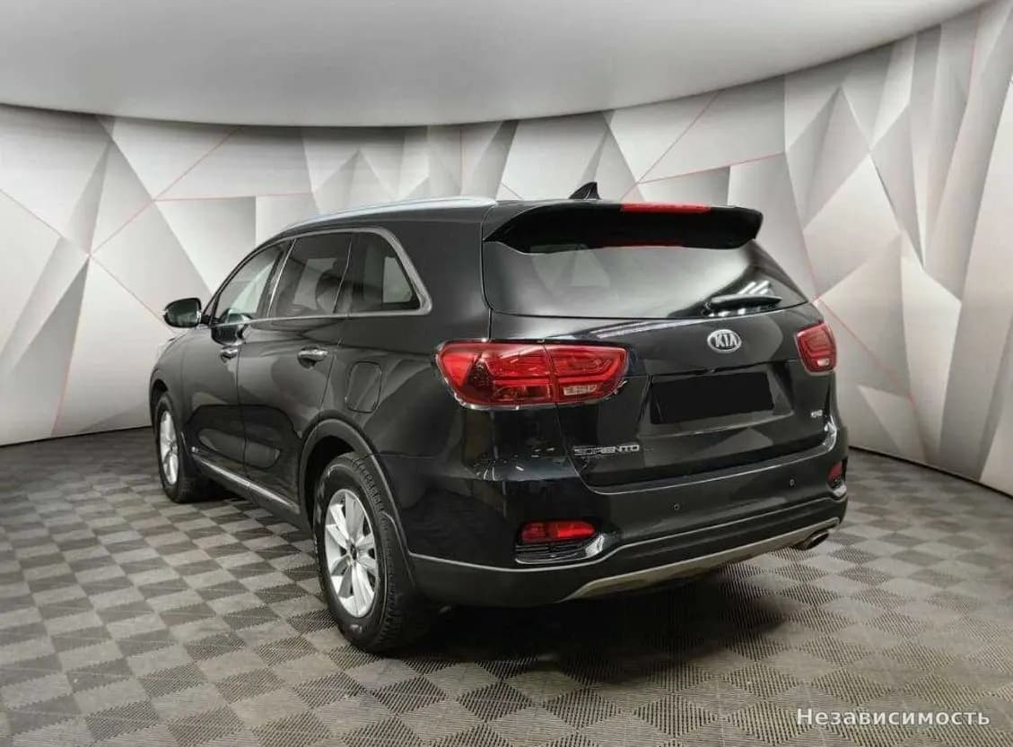 KIA Sorento 2019 с пробегом — фото 4