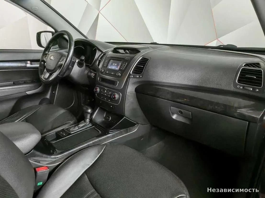 KIA Sorento 2018 с пробегом — фото 9