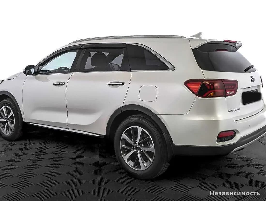 KIA Sorento 2019 с пробегом — фото 7
