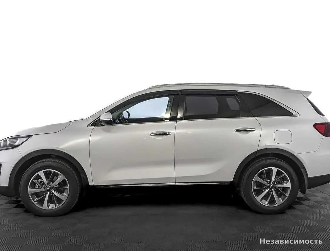 KIA Sorento 2019 с пробегом — фото 8