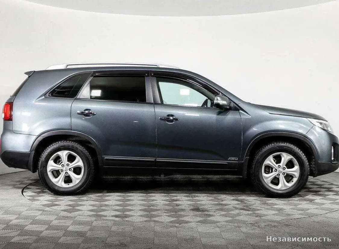 KIA Sorento 2013 с пробегом — фото 4