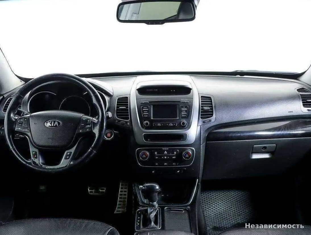 KIA Sorento 2013 с пробегом — фото 10