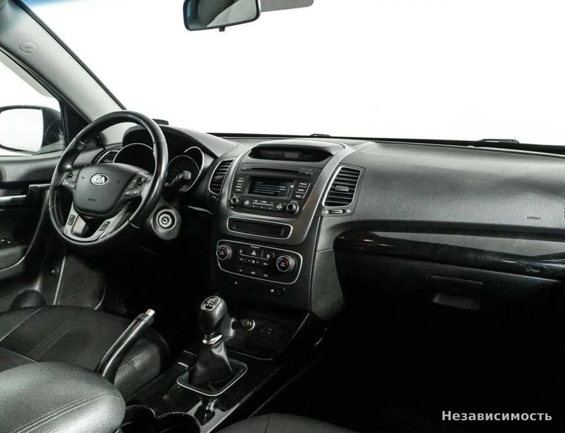 KIA Sorento 2019 с пробегом — фото 9