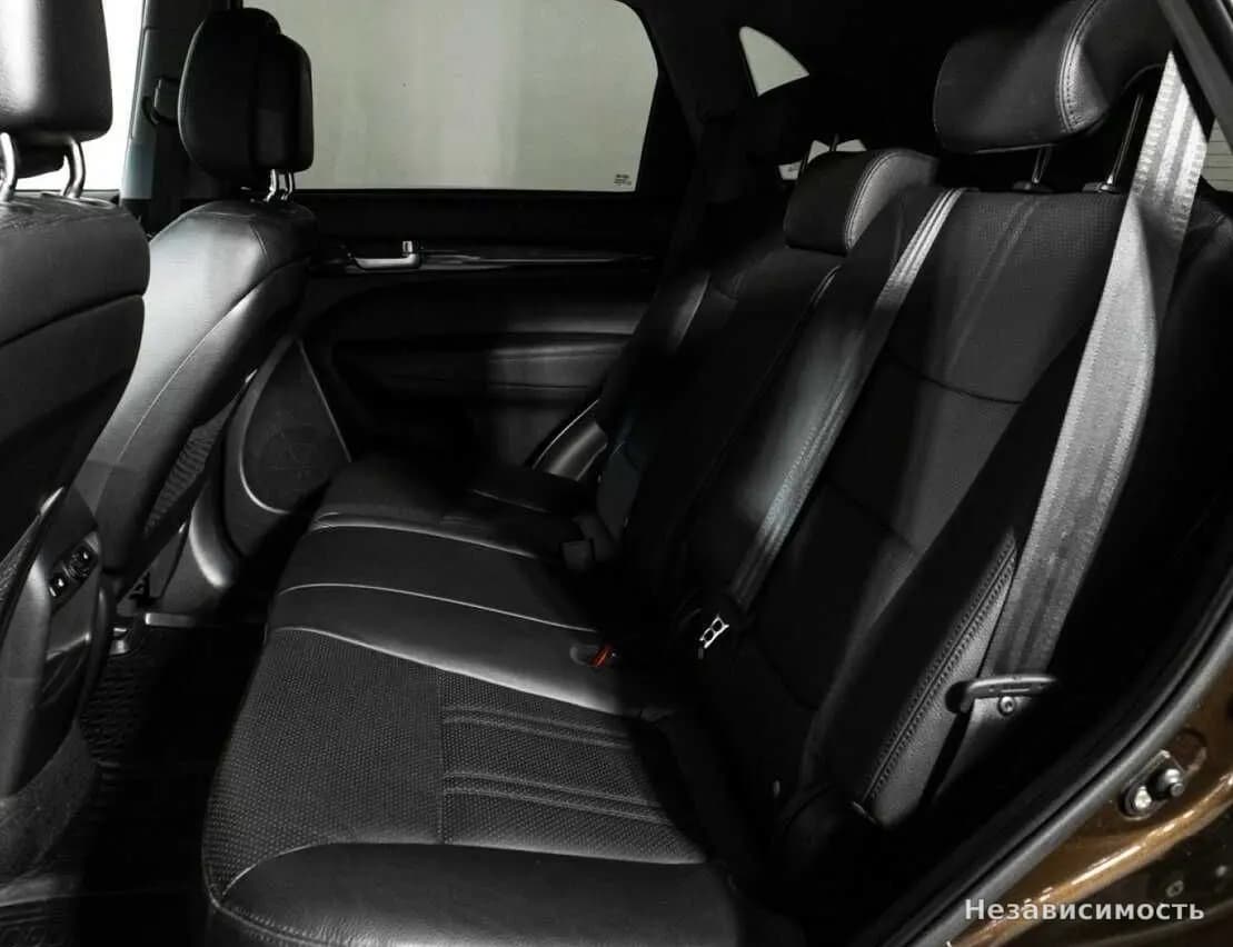 KIA Sorento 2019 с пробегом — фото 8
