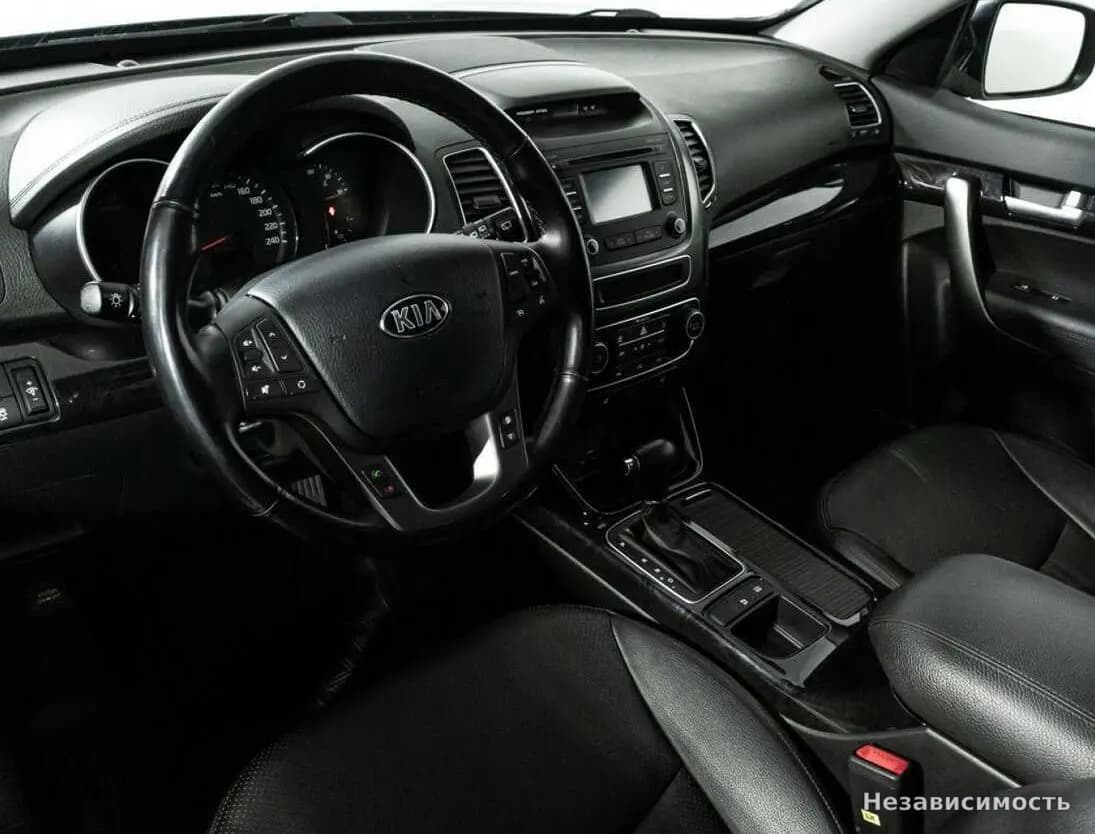KIA Sorento 2019 с пробегом — фото 9