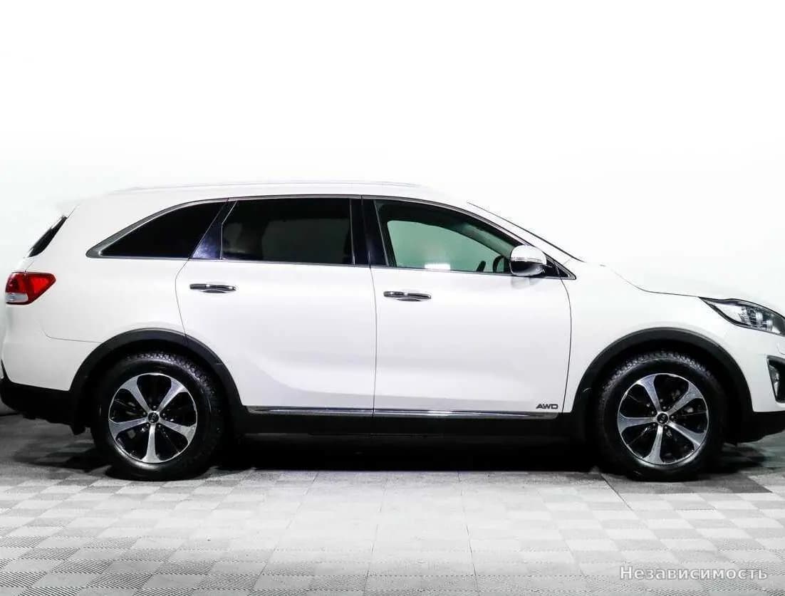KIA Sorento 2015 с пробегом — фото 4